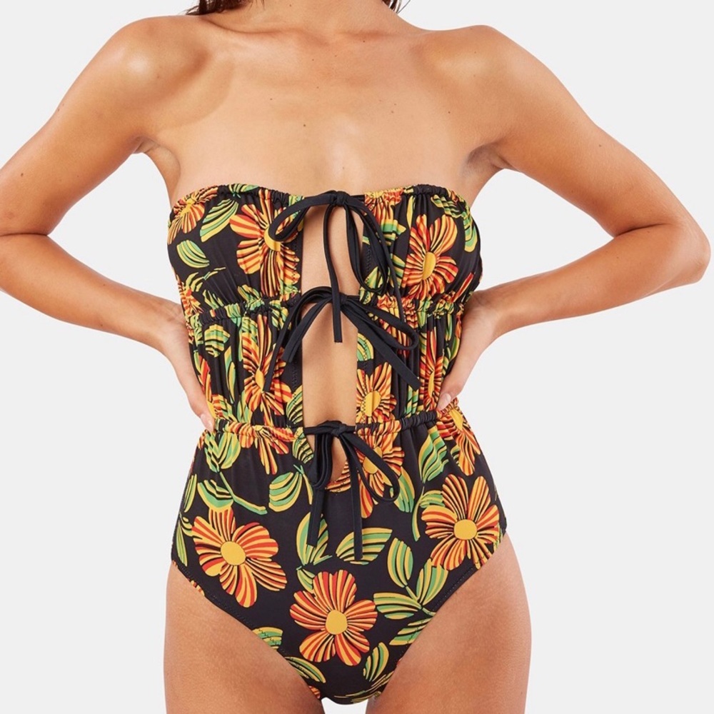 NWT SOLID & STRIPED Paula One Piece swimsuit